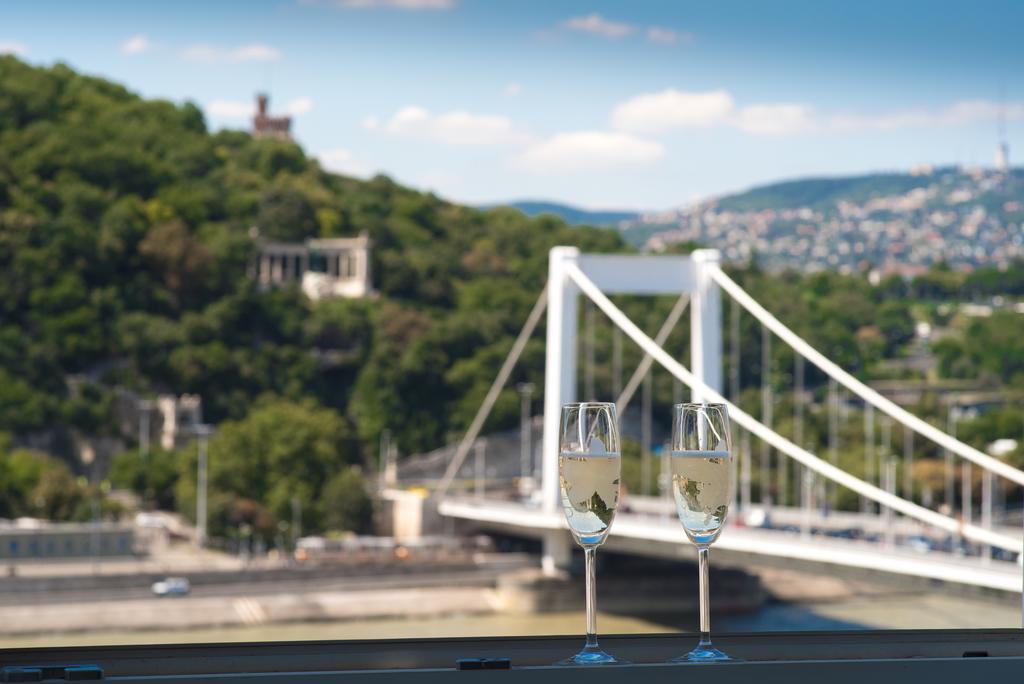 Flat With Unforgettable View Apartment Budapest Bagian luar foto